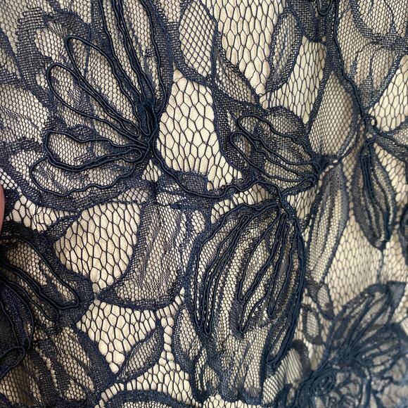 Tadashi Shoji Off The Shoulder Lace Maxi Dress  sz 10 - Picture 9 of 13